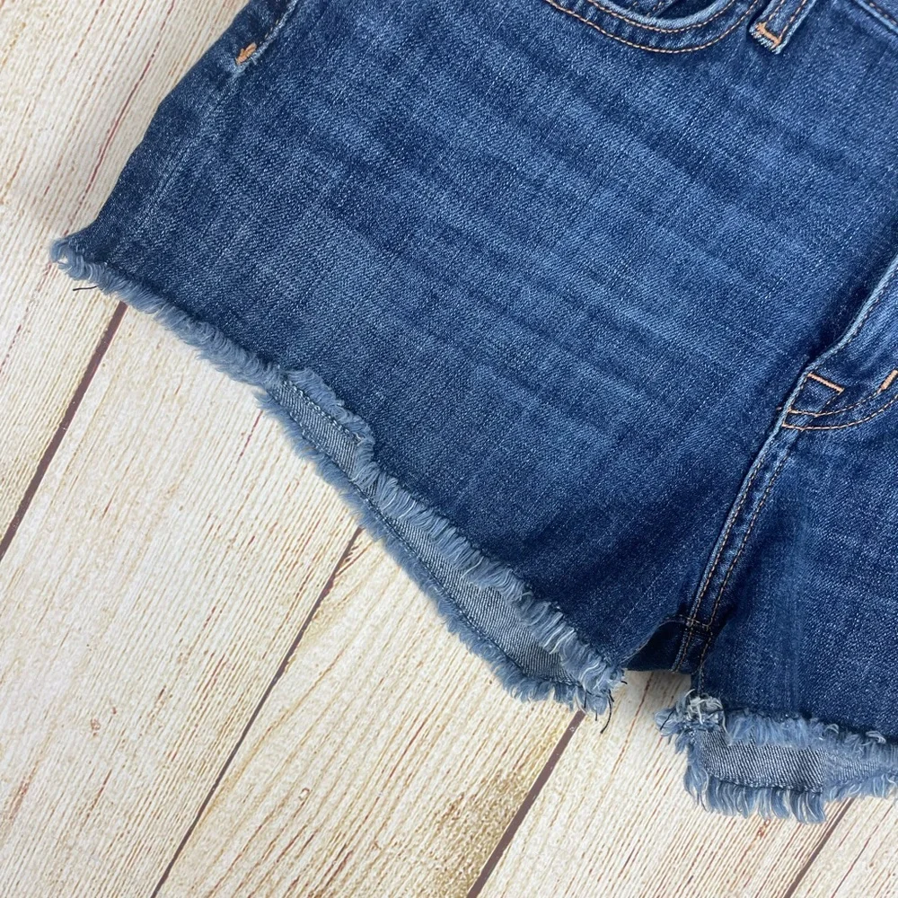 Current Elliott The Boyfriend Short In Love Denim